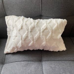 Pillow Cover ||